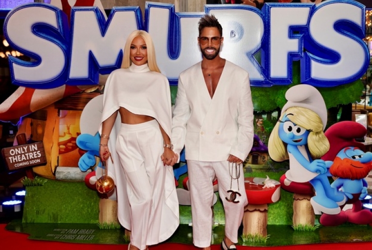 Maja Šuput zablistala na premijeri 'Štrumpfovi film'