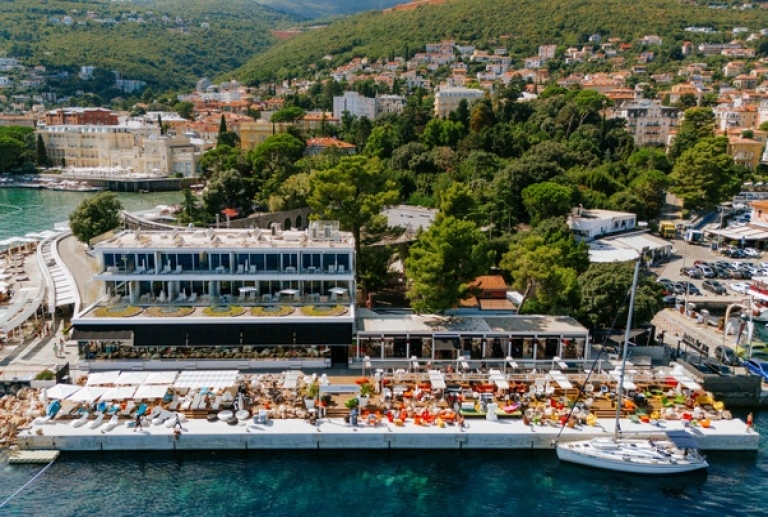 Opatija dobila novo posebno mjesto uz more - Amore Sea Club s vlastitom rivom