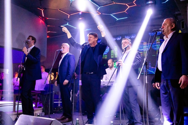 Azura Club - Tomislav Bralić i Klapa Intrade - 09.12.